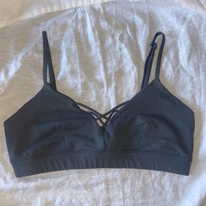 Alo Yoga front cross sports bra